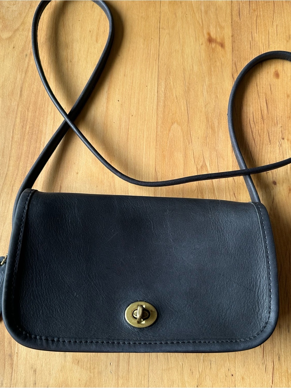 Coach Black Leather NYC Dinky with brass Turn-Lock